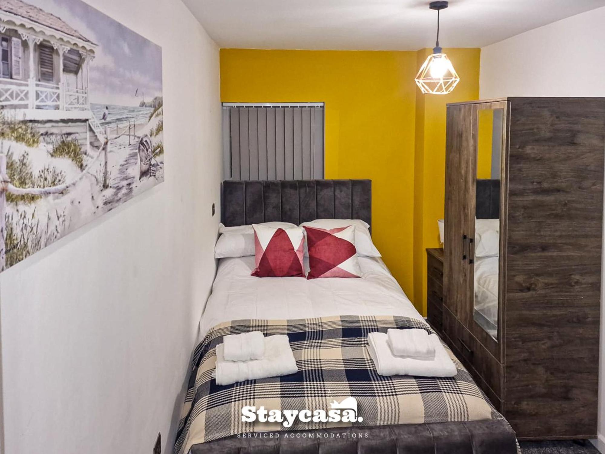 Delightful Spacious Haven With Large Driveway Manchester Ngoại thất bức ảnh